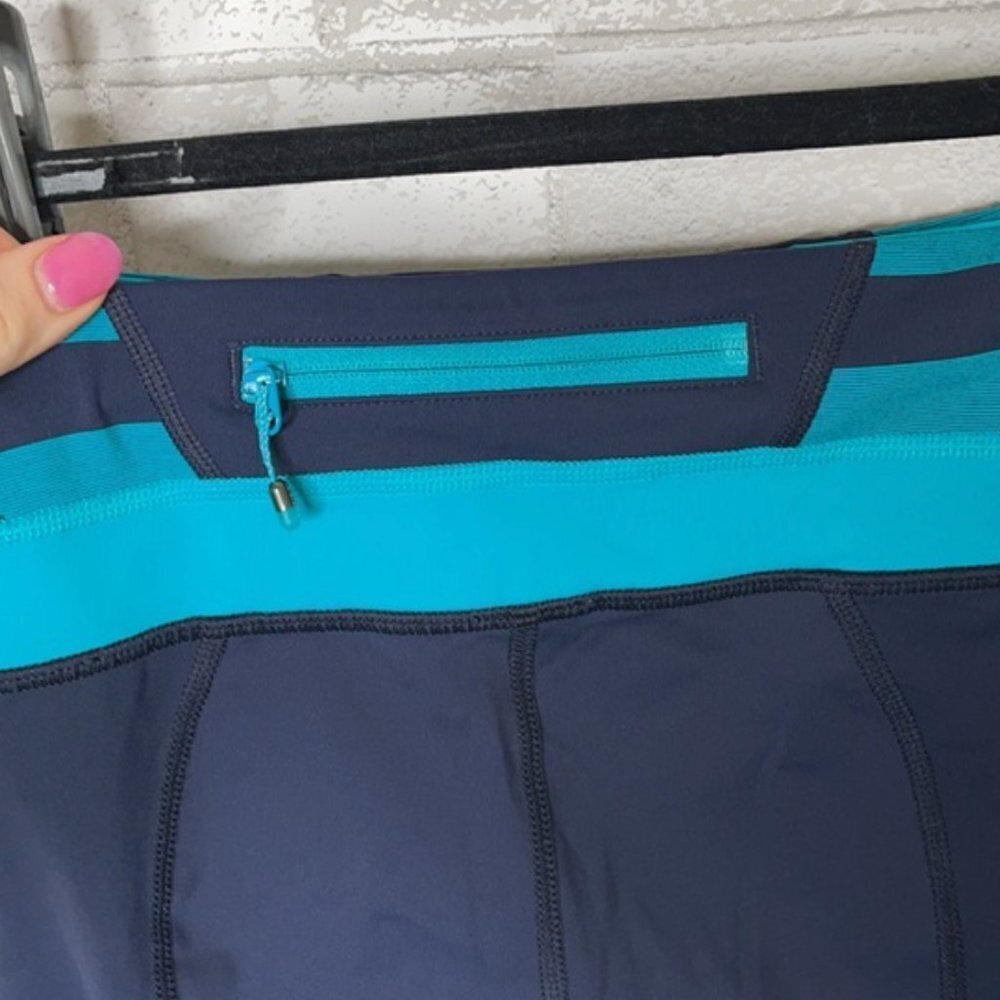 Lululemon Navy Inspire Crop II 22" - Picture 10 of 15